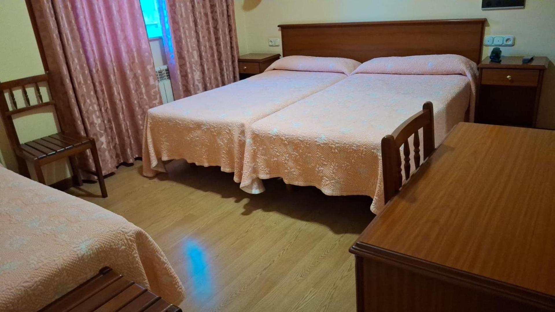 Hotel Capital De Galicia 圣地亚哥－德孔波斯特拉 外观 照片
